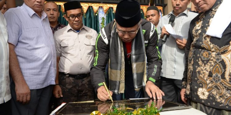 Plt Gubernur Aceh Resmikan Asrama Putri Santri Yatim Dayah Darul Abrar, Aceh Jaya