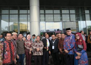 Nova Iriansyah Hadiri Peringatan Hari Pers Nasional di Surabaya