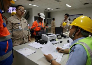 Foto: Razia Tenaga Kerja Asing di Pabrik Semen Lhoknga