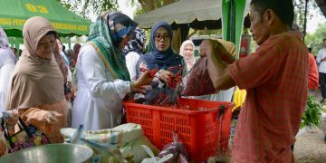 Berburu Sajian Dapur di Pasar Tani
