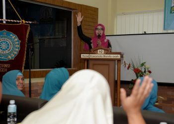 Perajin Menjahit Diminta Pertahankan Corak Lokal dalam Karyanya