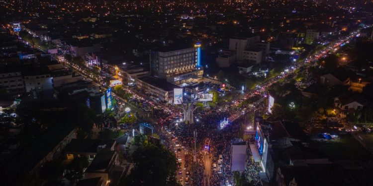 Plt Gubernur Lepas Peserta Pawai Takbir Idul Fitri
