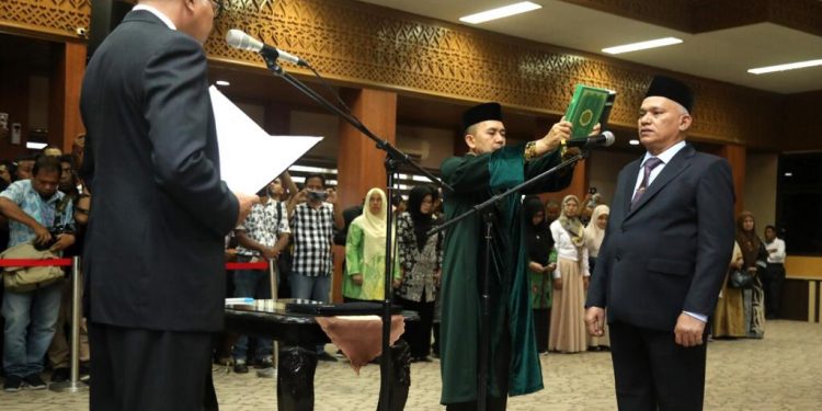 Taqwallah dilantik Sebagai Sekda Aceh