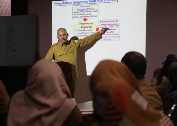 Kala Pejabat Pemerintah Aceh Sampaikan Materi dalam Bahasa Daerah