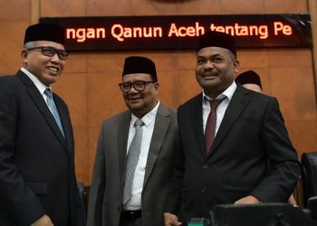 Plt Gubernur Sampaikan Nota Keuangan RAPBA Perubahan Tahun 2019 di Paripurna DPRA