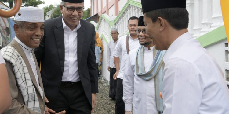 Plt Gubernur Hadiri Haul Abu Seulimeum