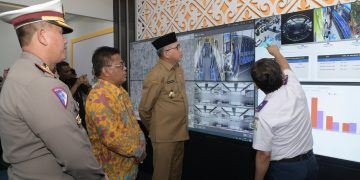 Plt Gubernur Aceh Resmikan Pusat Kendali Bus Trans Koetaradja