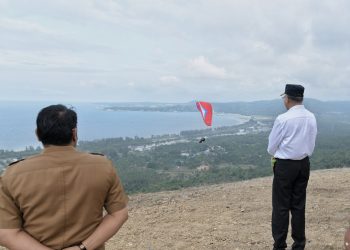 Tinjau Venue Paralayang Ladong