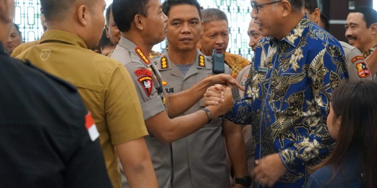 Plt Gubernur Hadiri Penandatanganan Pernyataan Bersama Awasi Penyediaan dan Pendistribusian BBM