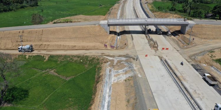 Jelang Kedatangan Jokowi, Sekda Aceh Tinjau Tol Sibanceh