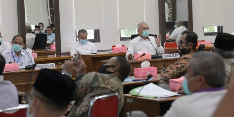 Sekda Paparkan Rancangan Refocusing APBA kepada DPR Aceh