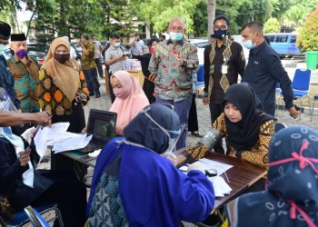 Sekda Aceh Pantau Langsung Aksi Donor Darah ASN Pemerintah Aceh