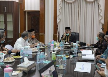 Plt Gubernur Aceh Bahas Mekanisme Belajar di Sekolah dalam Fase New Normal