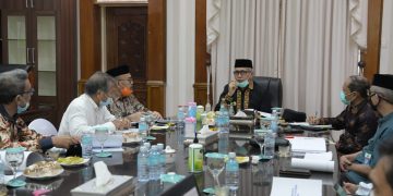 Plt Gubernur Aceh Bahas Mekanisme Belajar di Sekolah dalam Fase New Normal