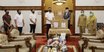 Plt Gubernur Terima Unit Ventilator Covid-19 Bantuan HIPMI Aceh