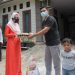 Jelang Lebaran, Dyah Antar Bingkisan ke Petugas Medis