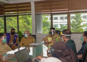 Plt Gubernur Terima Kunjungan Petugas Kesehatan