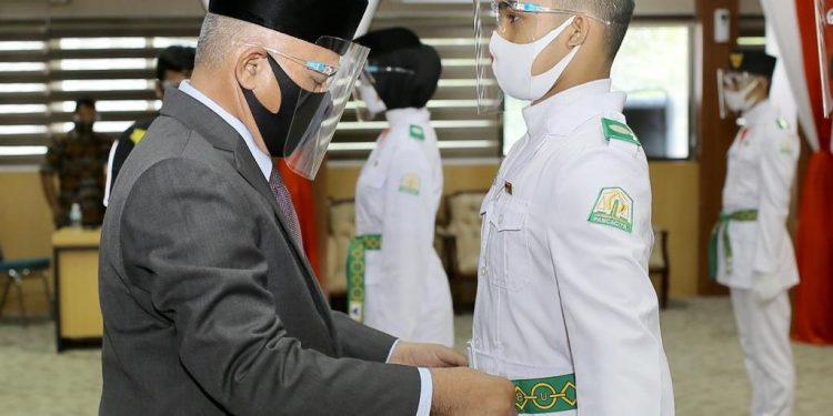 Sekda Kukuhkan Paskibra Aceh 2020