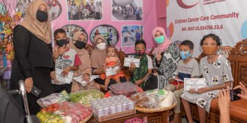 Dyah Kunjungi Rumah Singgah C-Four dan BFLF