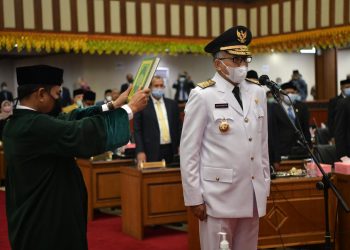Nova Iriansyah Resmi Dilantik Jadi Gubernur Aceh