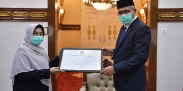 Kanwil DJKN Berikan Penghargaan Kepada Gubernur Aceh