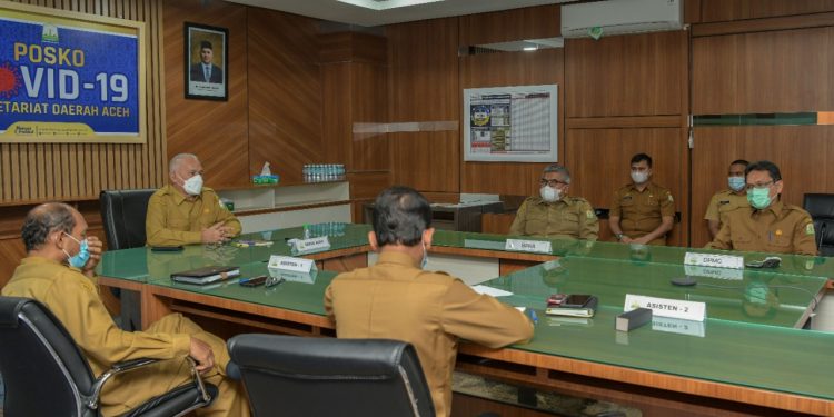 Sekda Pimpin Serah Terima Jabatan Kepala Badan Pengelolaan Keuangan Aceh