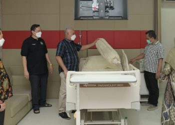 Sekda Aceh Pantau Pelayanan Kesehatan RSUDZA di Hari Libur