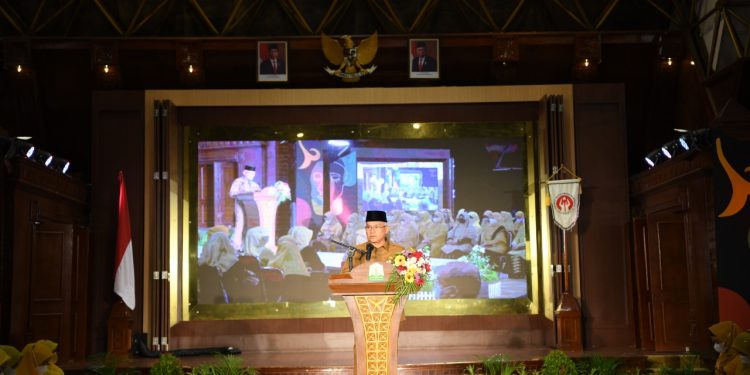 Gubernur Aceh Buka Rakerda Dekranasda Aceh Tahun 2021