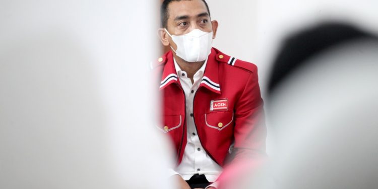 Semangati Nakes, Ketua DPRA dan Gubernur Kunjungi RICU Pinere RSUDZA Saat Dinihari