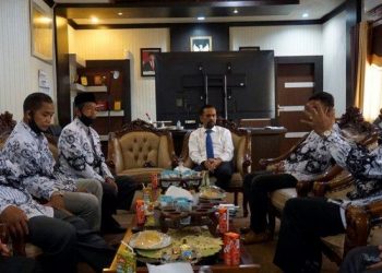 Wakil Ketua DPRA Jamin tak Ada Pencopotan Kepsek dan Pemotongan BOS, Terkait Vaksinasi