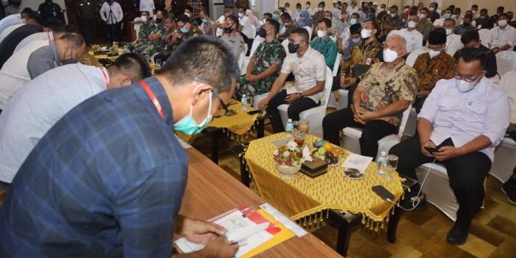 Pemerintah Aceh Kembali Tandatangani Kontrak 381 Paket APBA Tahap II Senilai Rp489,68 Miliar