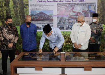 Gubernur Nova Resmikan Balai Meuseuraya Aceh dan Balee Keurukon Inong Aceh