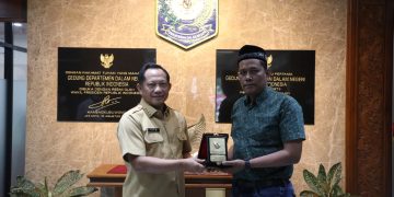 Bertemu Marves dan Mendagri, Ketua DPRA: Untuk Bisa Tarik Investor Aceh Harus Kondusif