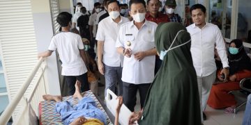 Sidak RSUDZA dan UDD PMI Banda Aceh, Ini Pesan Pj Gubernur Aceh