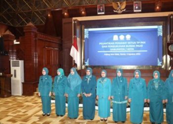 Ayu Marzuki Lantik Pj. Ketua TP-PKK dan Bunda PAUD dari 10 Kabupaten dan Kota