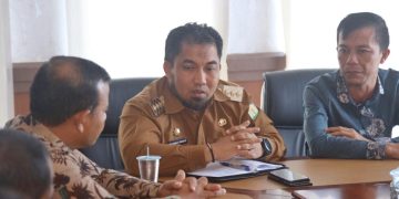 Terima Audiensi KIP,  Pj Bupati Aceh Besar Siap Kolaborasi Sukseskan Tahapan Pemilu