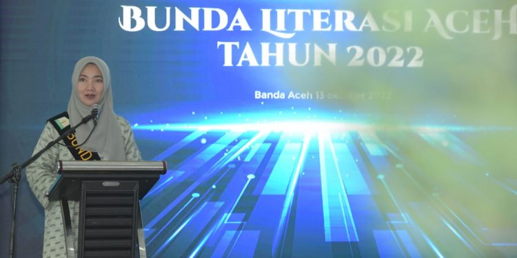 Ayu Marzuki Dikukuhkan Sebagai Bunda Literasi Aceh