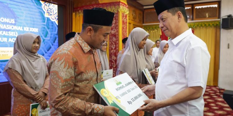 Pj Gubernur Aceh: Ilmu Agama Bekal Membangun Aceh Lebih Hebat di Masa Mendatang