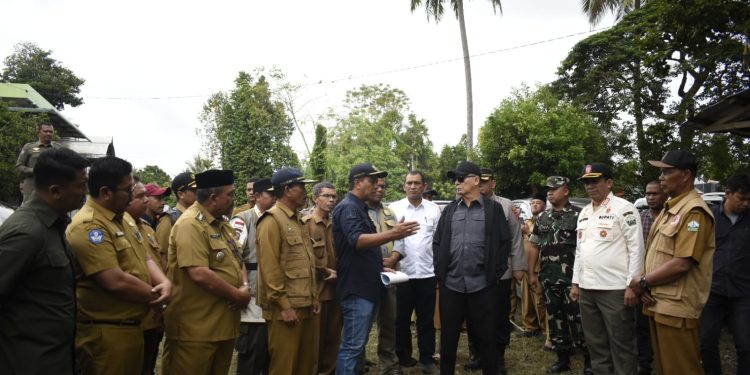 Penjabat Gubernur Tinjau Lokasi Terdampak Banjir di Bireuen dan Pidie Jaya