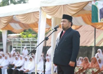 Pj Bupati Aceh Besar Terima Penghargaan Dari Kemenag RI