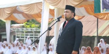 Pj Bupati Aceh Besar Terima Penghargaan Dari Kemenag RI