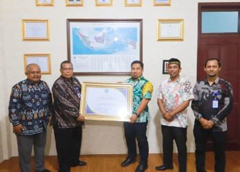 Pemerintah Aceh Besar Terima Penghargaan dari Balai Bahasa Provinsi Aceh