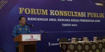Asisten Sekda Buka Forum Konsultasi Publik Terhadap Rancangan Awal Rencana Kerja Pemerintah Aceh Tahun 2024