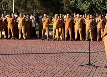 Pimpin Apel Senin, Staf Ahli Gubernur Pamit Masuki Pensiun