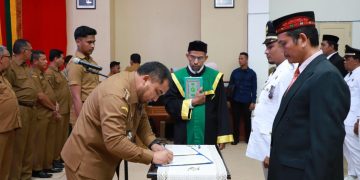 Mengisi Jabatan Kosong, Pj Bupati Lantik 72 Pejabat Struktural di Lingkungan Pemkab Aceh Besar