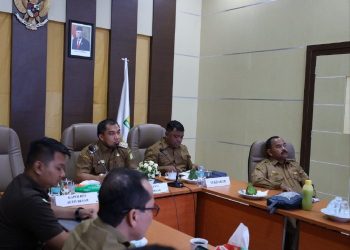 Pj Bupati Aceh Besar Ikut Vidcon Pengendalian Inflasi Daerah Bersama Mendagri