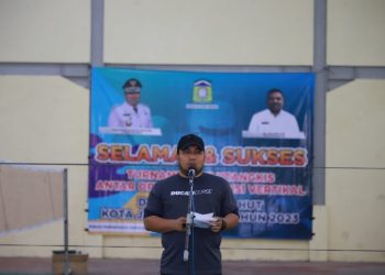 Pj Bupati Buka Turnamen Bulutangkis HUT ke-39 Kota Jantho