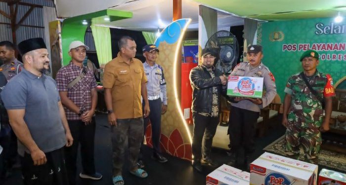 Pj Bupati Aceh Besar Pantau dan Serah Logistik di Pos Pengamanan Lebaran Bersama Forkopimda