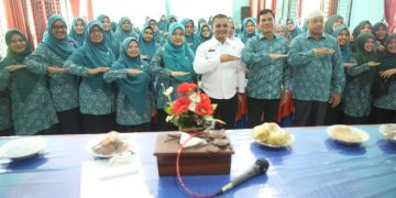 Melalui Sekretaris, Cut Rezky Ajak Pengurus PKK Gampong Samakan Persepsi Demi Kemajuan