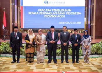 Pj Gubernur  Achmad Saksikan Pengukuhan Kepala Perwakilan Bank Indonesia Provinsi Aceh